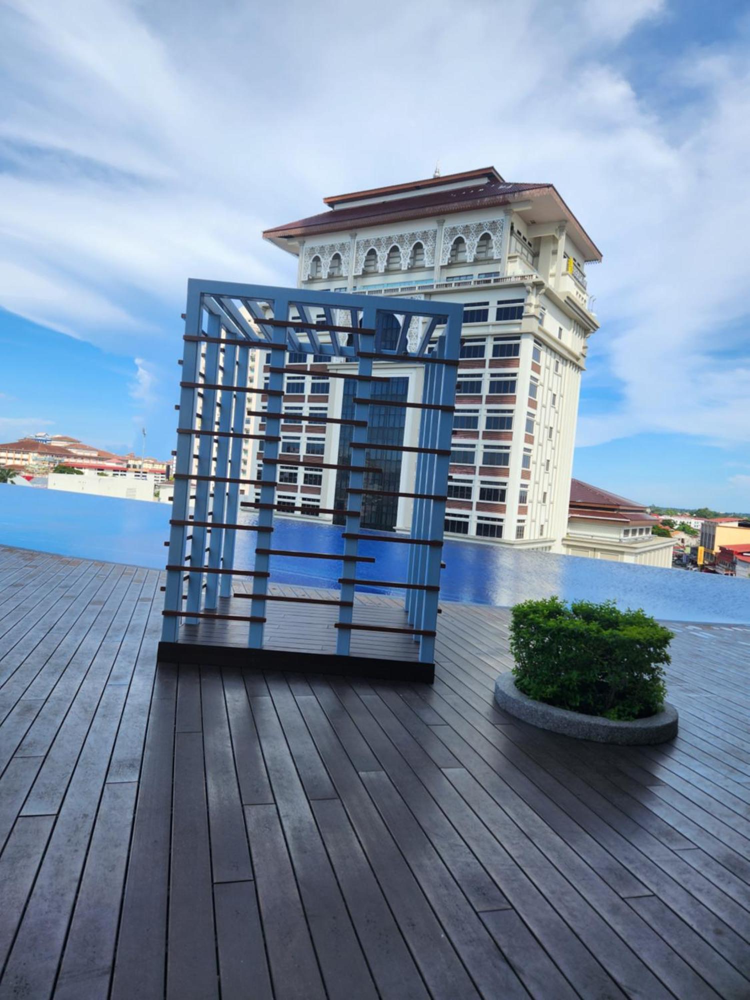 Nusa Luxurious Suite Kota Bharu Exterior photo